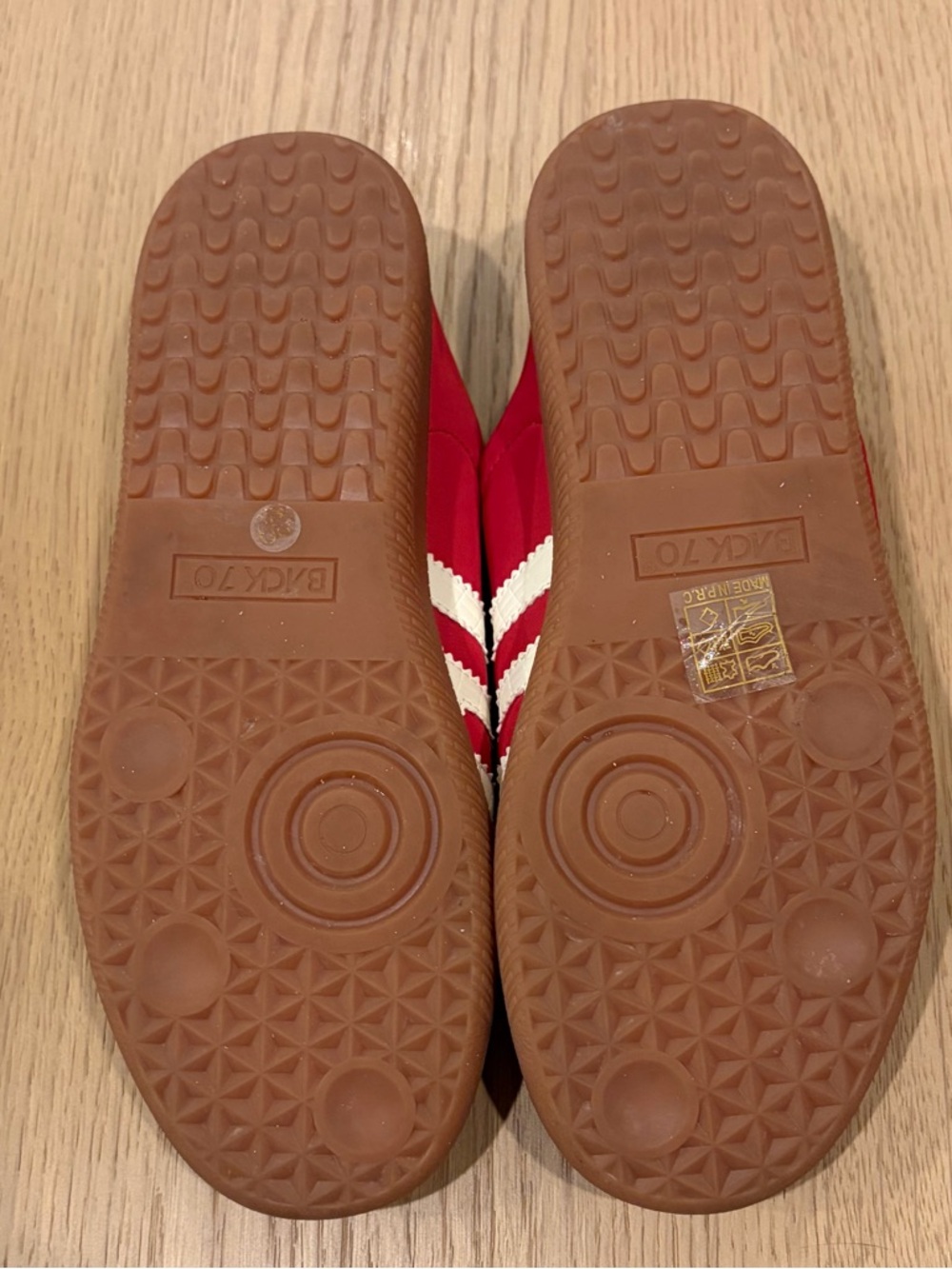 BACKLSS EASTER Backless Sneakers in Red and Milk - Picture 9 of 9
